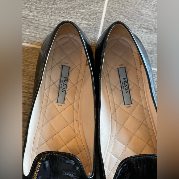 PRADA Milano Black Leather Women’s Slip On Loafers,good Condition, Size 38.5 - Picture 2 of 10